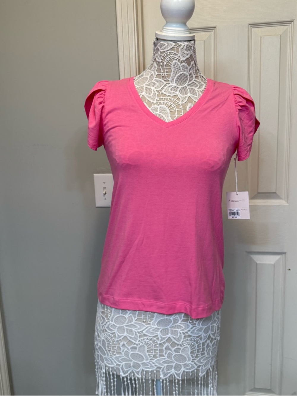 LC Lauren Conrad Bright Pink V-Neck Short Sleeve Top